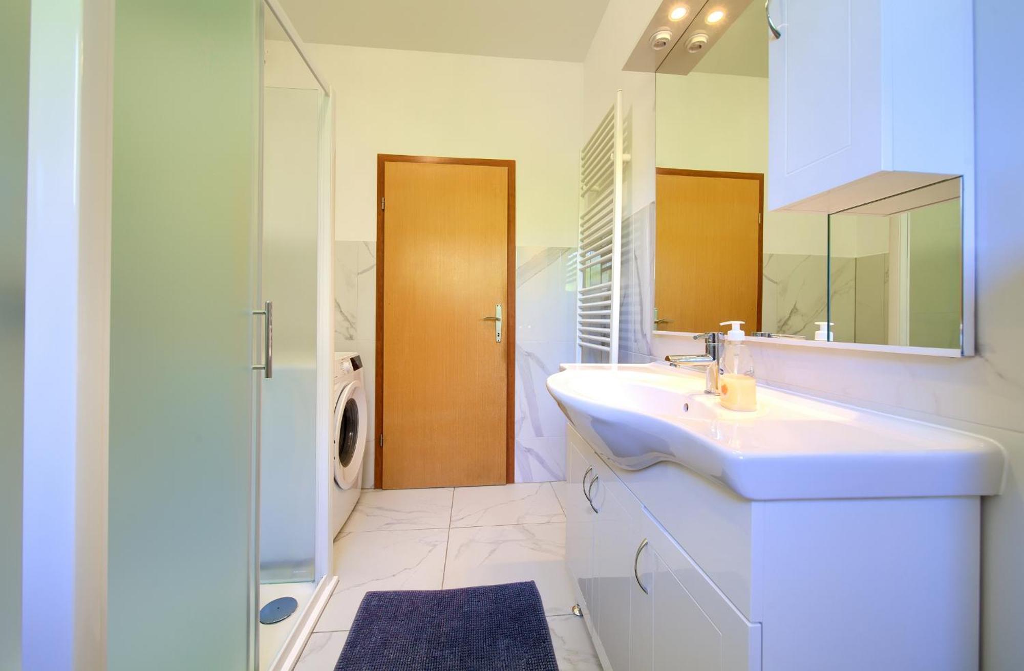 Apartment Bazina - Airconditioning, Parking, 500M From The Beach Veglia Exterior foto