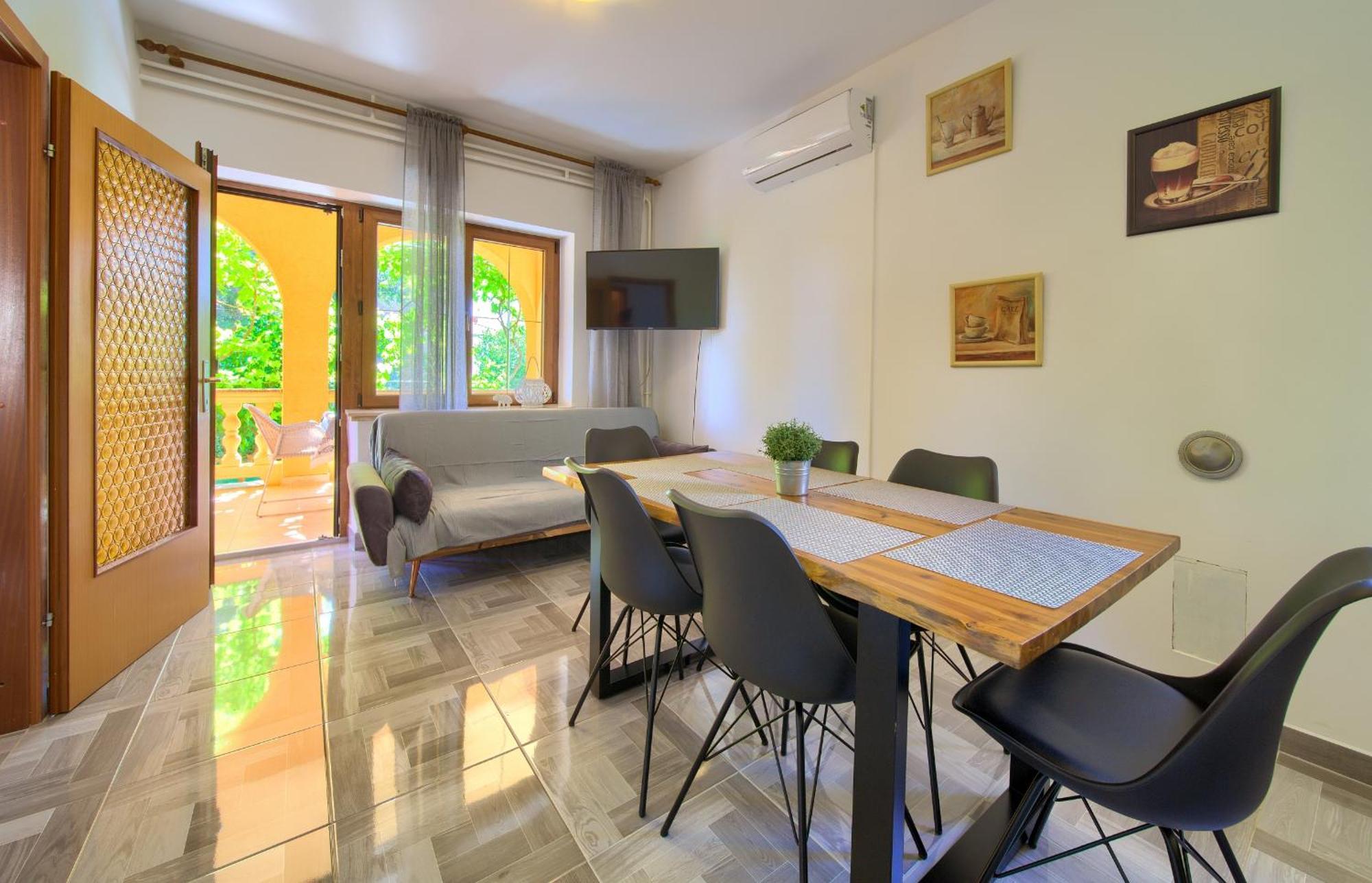 Apartment Bazina - Airconditioning, Parking, 500M From The Beach Veglia Exterior foto